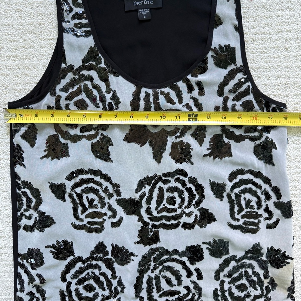 KAREN KANE | Black & White Sequined Floral Sleeveless Tank Top Sz S - Picture 4 of 6